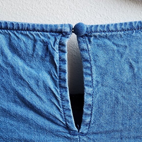 LC Lauren Conrad Denim Three Quarter Sleeve Blouse Size Small - Picture 13 of 13